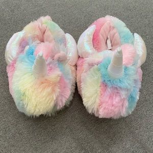 Toddler unicorn slippers